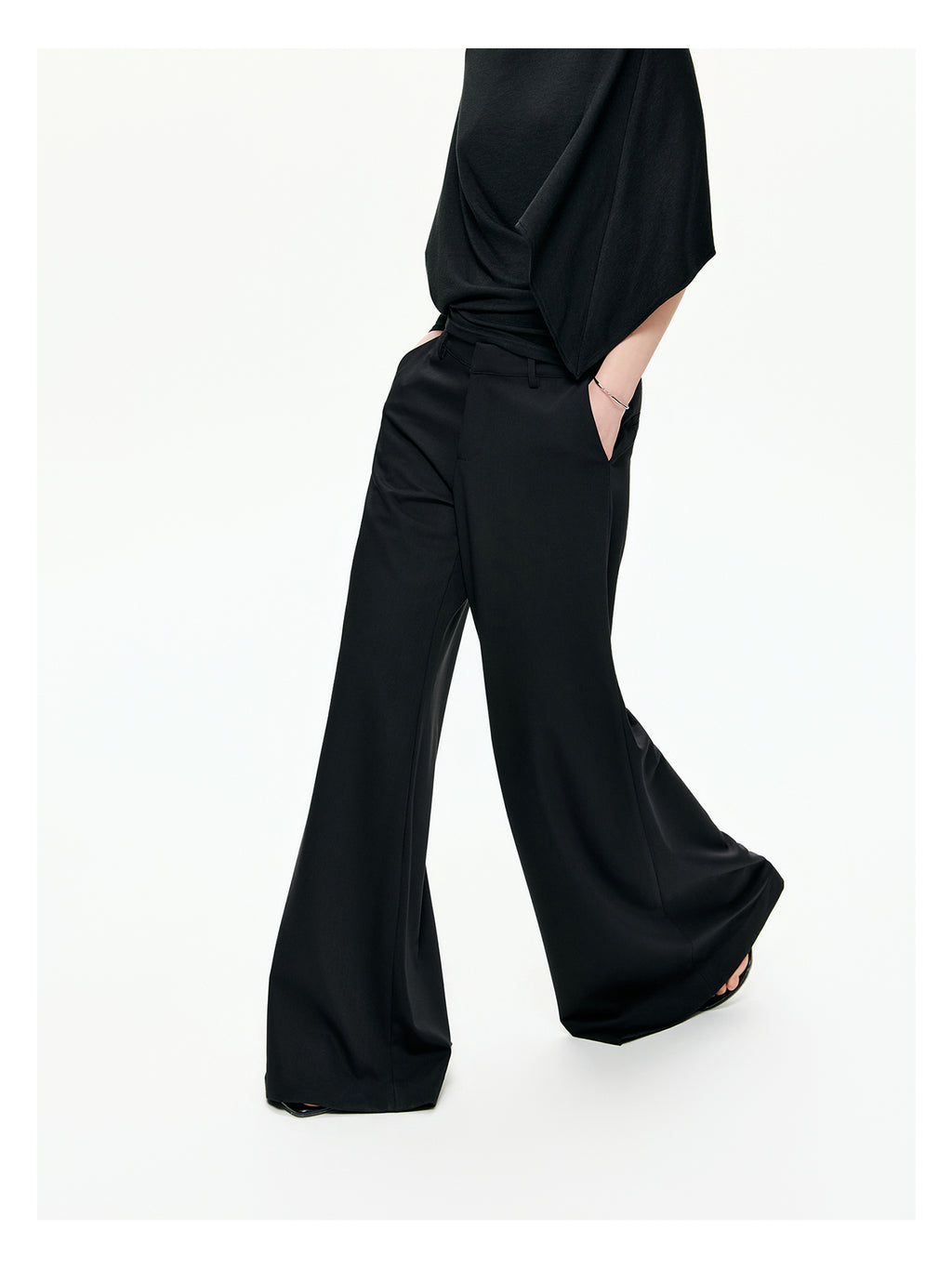 Relaxed Tailored Wide-Leg Pants